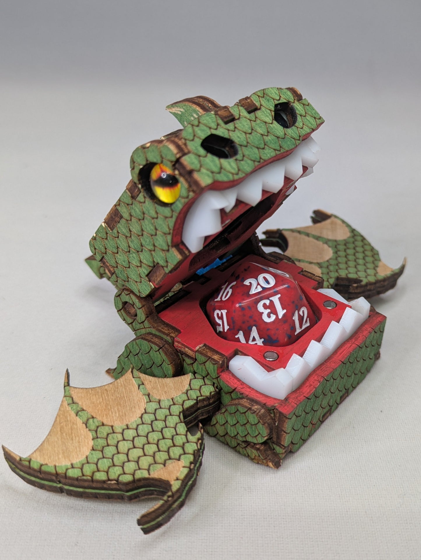 Dragon D20 Box
